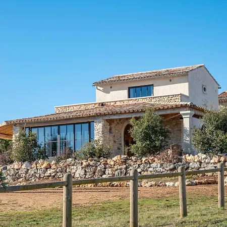 Holiday home Large For Rent In Provence Lavande Et Merveilles *